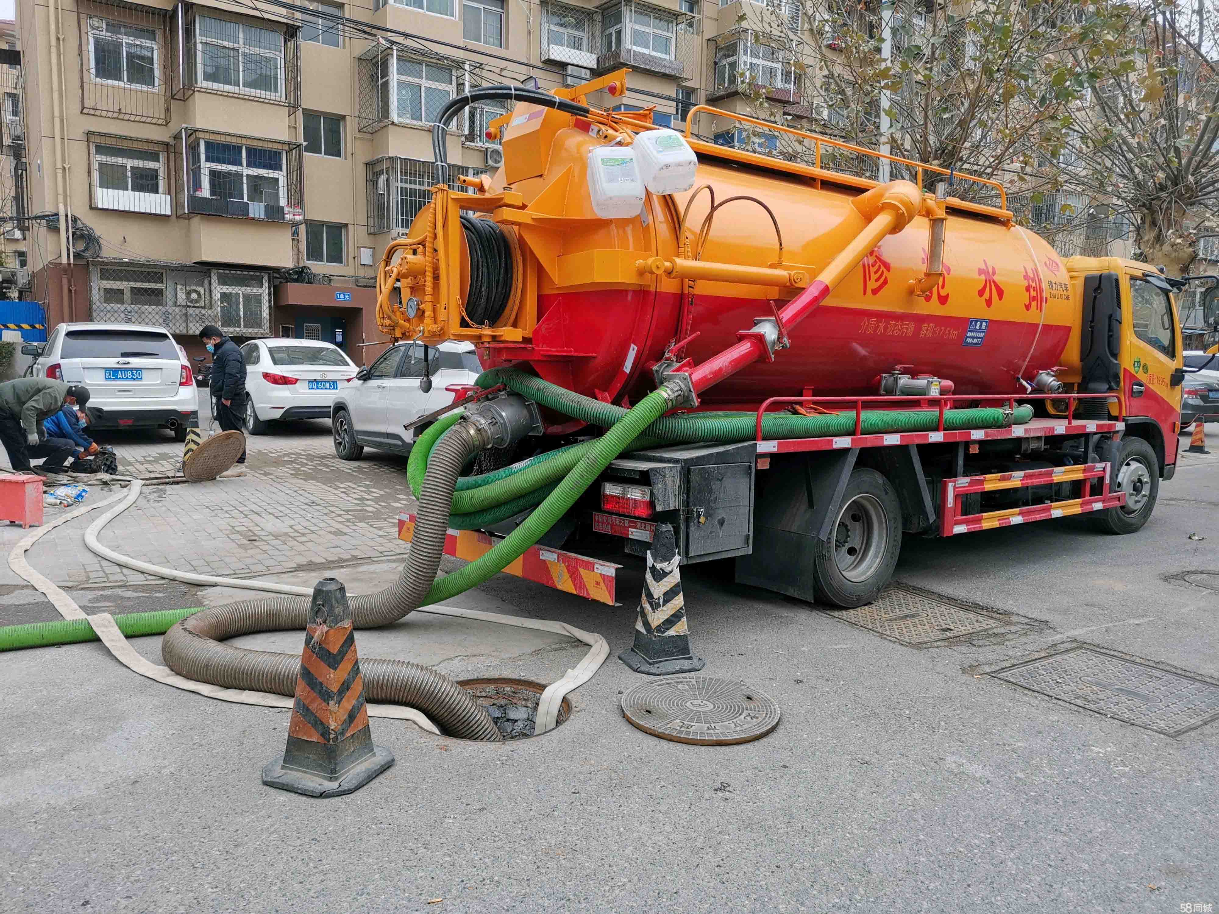 宝兴抽粪吸污